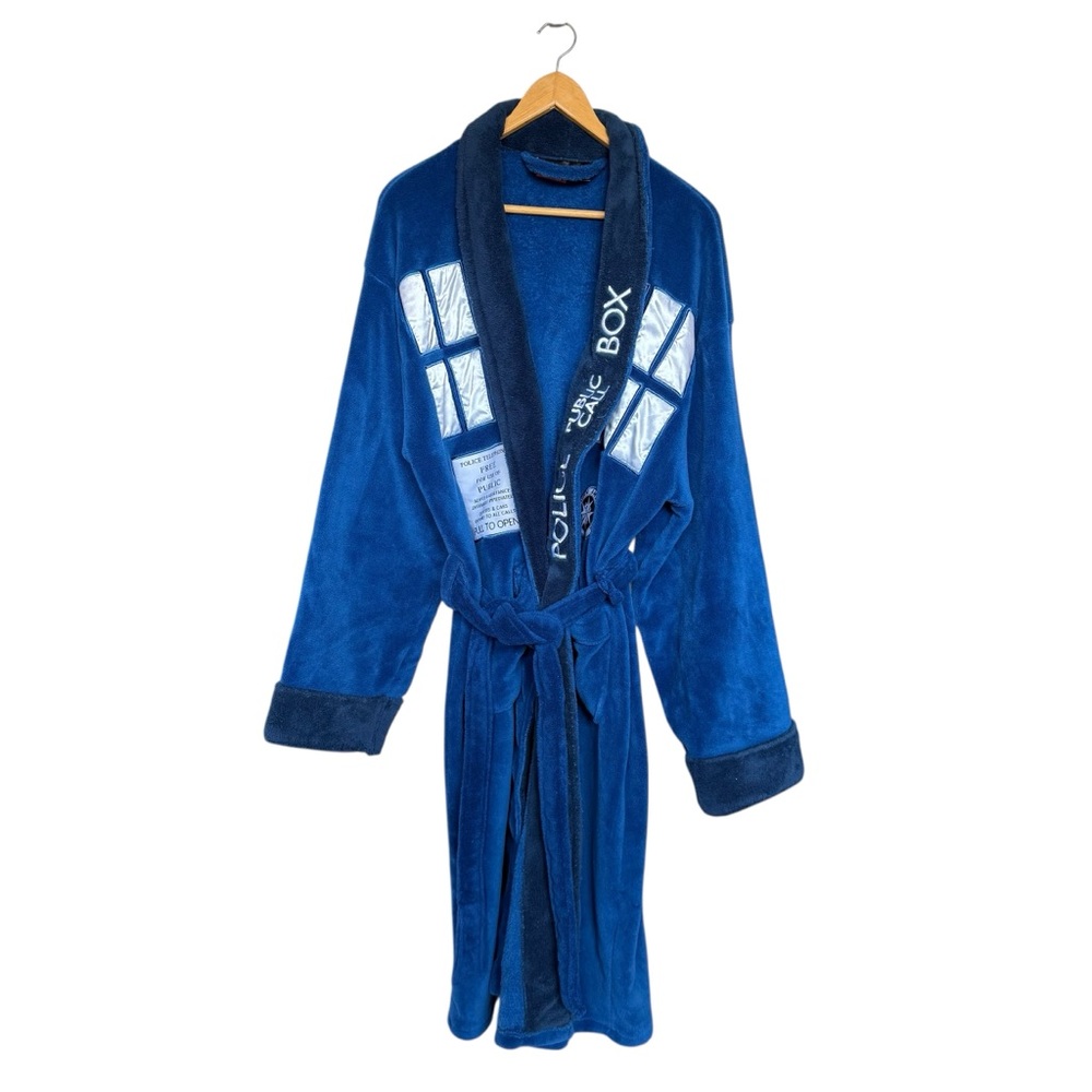 🔵 3/$18 - DR. WHO hooded bath robe one size vintage 2009